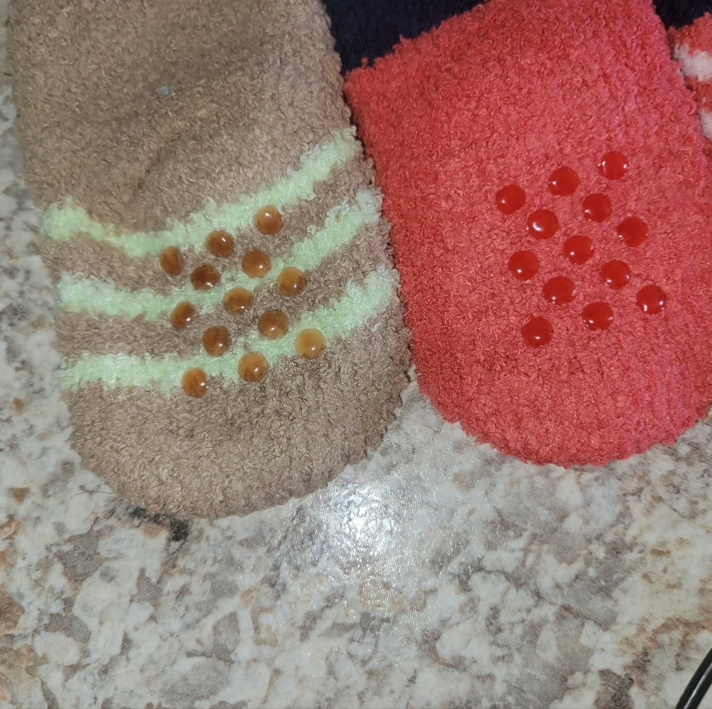 Kids Fuzzy Animal Socks Set - Multicolor With Grippers On The Bottom Toddler